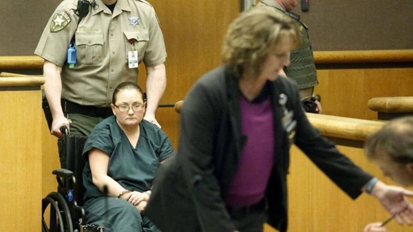 Đúng vào ngày sinh nhật, người phụ nữ chết lặng khi phát hiện chồng sắp cưới đang nằm trên giường với cô bạn thân và cái kết nhuốm đầy máu-3