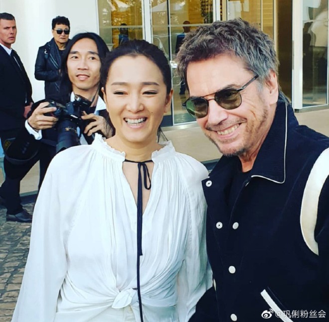 Củng Lợi: 8 năm làm người tình, 13 năm hôn nhân đổ vỡ với tỷ phú, tuổi U60 ra sao?-8