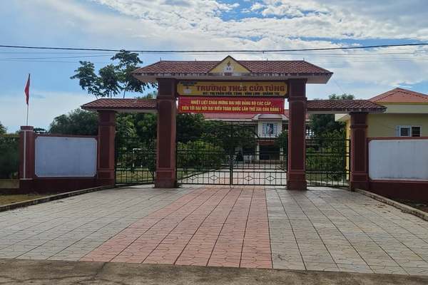 Hiệu trưởng ở Quảng Trị bị tố quan hệ bất chính với đồng nghiệp-1