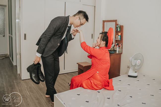 Cưới đúng mùa dịch, mưa bão lụt lội nhưng cô dâu - chú rể vẫn xoay chuyển tình thế ngoạn mục nhờ cú twist của trùm cuối-8