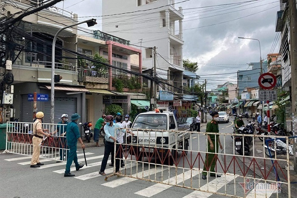 Thủ tướng: Dịch Covid-19 cơ bản trong tầm kiểm soát, hạn chế giãn cách tràn lan-3