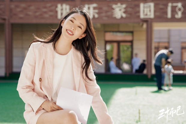 Kiểu tóc của Cố Giai trong 30 Chưa Phải Là Hết”: Cực đơn giản nhưng che trán cao thần sầu”-4