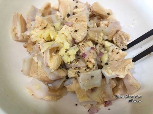 Mát trời làm sụn gà chiên nước mắm giòn ngon, đậm đà, cả nhà thi nhau lấy thêm cơm-3