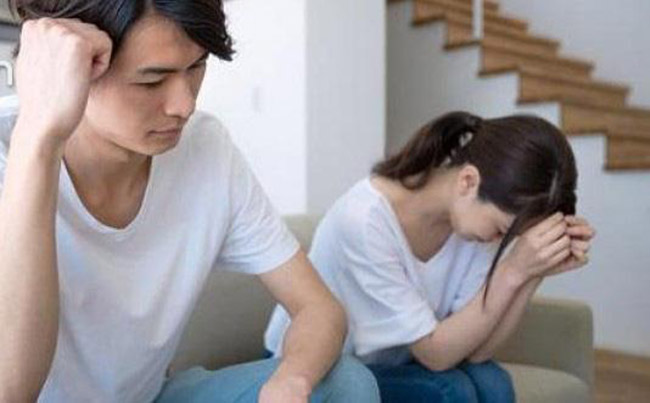 Cô vợ khổ vì chồng quá ga-lăng với phụ nữ, chị em nhờ vả là không nỡ từ chối, 4 lần định đâm đơn ly hôn-2