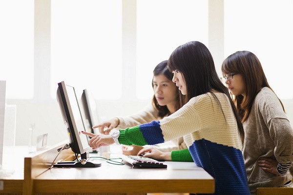 Hà Nội: Nhiều trường đã tuyển được hơn 70% chỉ tiêu vào lớp 10 THPT trong ngày đầu tuyển sinh trực tuyến-1