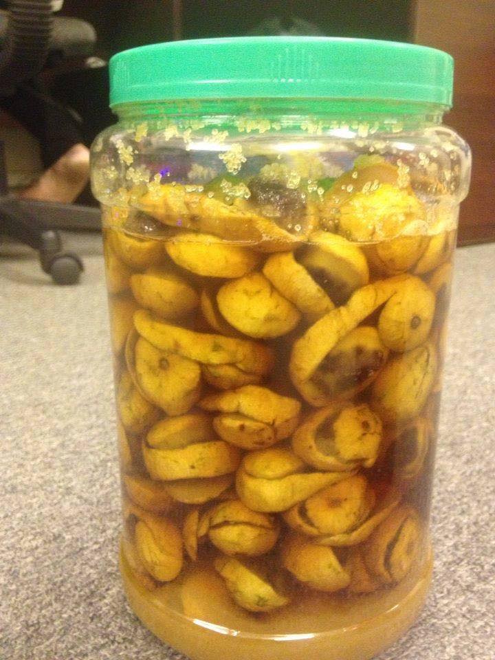 Sấu chín cuối mùa giá 40 ngàn/kg vẫn đắt khách, tiểu thương cố thu gom cũng không có bán-3