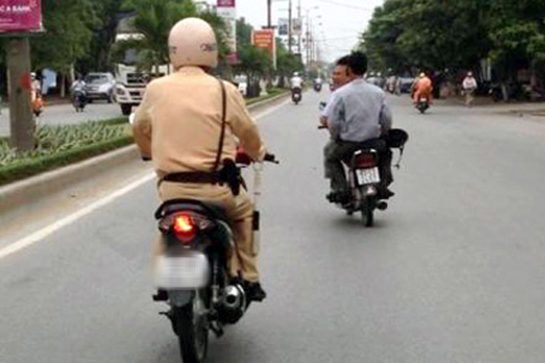 Xác minh clip CSGT đấm lái xe-3