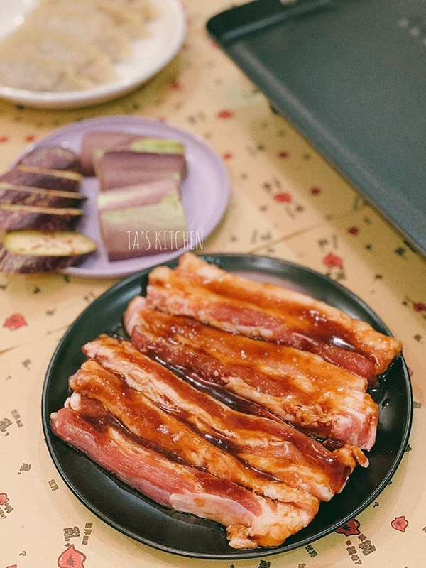 Trời mưa gió lại ở nhà mùa dịch, có món thịt nướng tại gia chuẩn vị nhà hàng thế này thì hợp cảnh lắm đây!-2