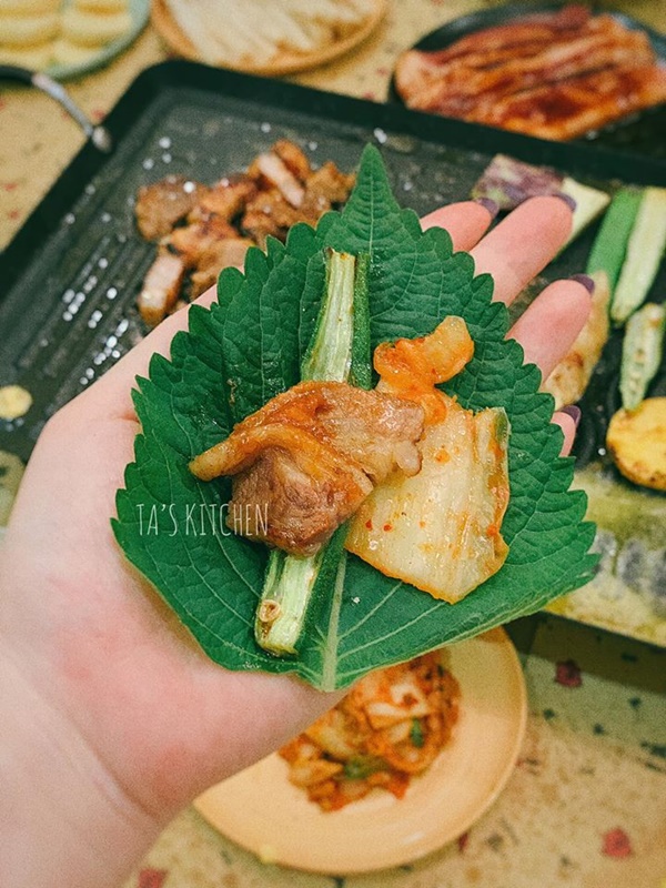 Trời mưa gió lại ở nhà mùa dịch, có món thịt nướng tại gia chuẩn vị nhà hàng thế này thì hợp cảnh lắm đây!-11