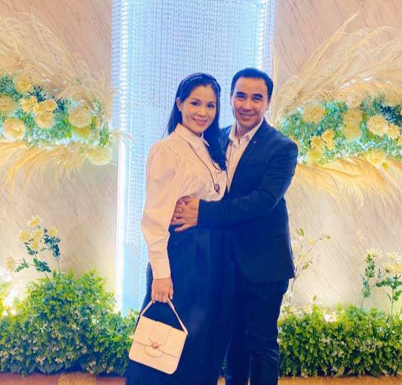 Bố nói con không dùng Facebook, dân tình phát hiện trang MXH con gái Quyền Linh, đăng toàn ảnh Hot-11