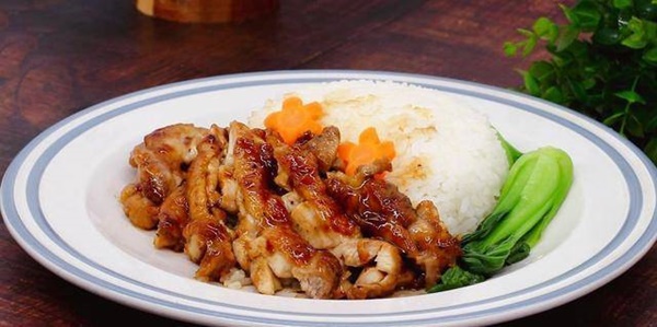 Cơm đùi gà sốt tiêu đen vừa ngon lại dễ làm, ai ăn cũng đòi thêm suất nữa-10