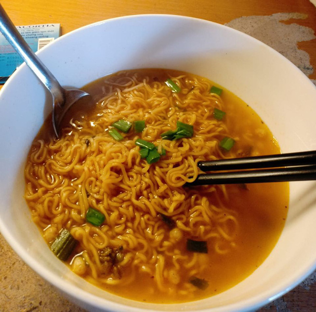 Hủy hôn chỉ vì một cốc mỳ tôm: Câu chuyện đang làm mưa làm gió MXH Hàn Quốc và lời nhắc nhở phụ nữ hãy luôn tỉnh táo kể cả khi chỉ còn 1 giờ nữa là lên xe hoa!-1