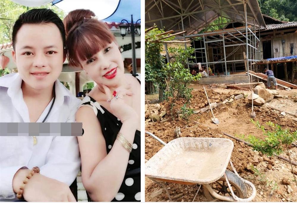 Mừng nhà mới, cô dâu 63 tuổi ở Cao Bằng dựng hẳn bia đá khắc tên hai vợ chồng khiến dân mạng choáng váng vì cho là điềm gở-1