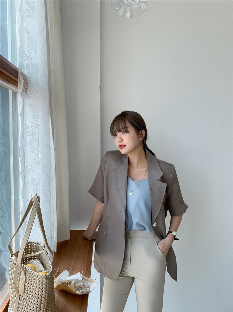 Cuối hè, chị em mau sắm ngay blazer cộc tay không thì thiệt mất bao set đồ thanh lịch sang xịn level max-6