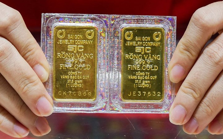 Giá vàng tăng 2 triệu đồng/lượng chỉ trong vài giờ đồng hồ-1