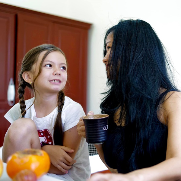 Bé Tôm nhà Hồng Nhung tại khu cách ly đã không còn ôm ipad, bức tranh Tép vẽ mới đáng ngạc nhiên-10