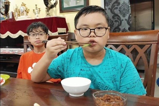 Bi béo nhà Xuân Bắc đã tính chuyện lấy vợ nhưng nghe kế hoạch dùng tiền đám cưới mới thấy cu cậu là công dân yêu nước chính hiệu