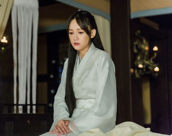 Nữ nhân có số phận lạ lùng: Nhập cung không bao lâu thì bị đuổi về quê, trên đường đi lại gặp được cơ hội trở thành Hoàng hậu cao quý-1