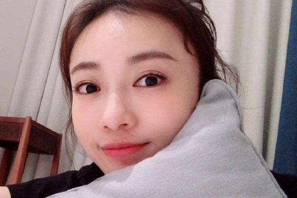 Không thể nhận ra đây là Ngụy Anh Lạc Ngô Cẩn Ngôn: Ảnh hậu trường lộ đôi mắt sụp, body gầy tới mức báo động-9