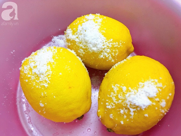 Thời tiết giao mùa ẩm ương” lại thêm dịch bệnh, tốt nhất là có hũ chanh vàng ngâm mật ong để đảm bảo sức khỏe cả nhà các mẹ ạ!-2