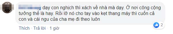 Con nghịch ngợm ở thang cuốn, phụ huynh còn phấn khích quay clip khoe chiến tích khiến dân mạng bức xúc-6