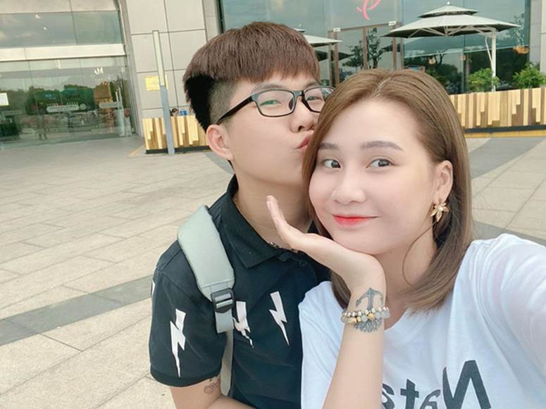 Vừa tậu xe tiền tỷ, chồng Thanh Trần đột ngột chia sẻ về quan điểm tiền bạc trong cuộc sống hôn nhân-2