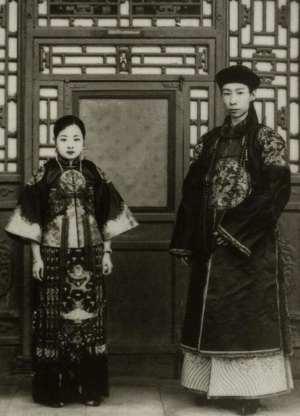 Nếu cho rằng phụ nữ thời nhà Thanh đều không có vẻ ngoài ưa nhìn thì loạt ảnh cũ này sẽ khiến bạn phải thay đổi suy nghĩ hoàn toàn!-4