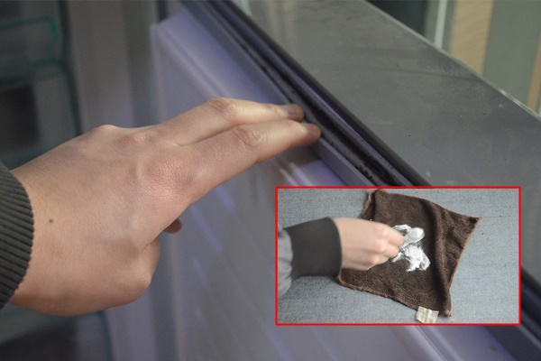 Quần áo trắng bị ố vàng và khó giặt sạch? Mách bạn mẹo nhỏ này, đồ bẩn sẽ sạch như mới mà thao tác cực đơn giản-5