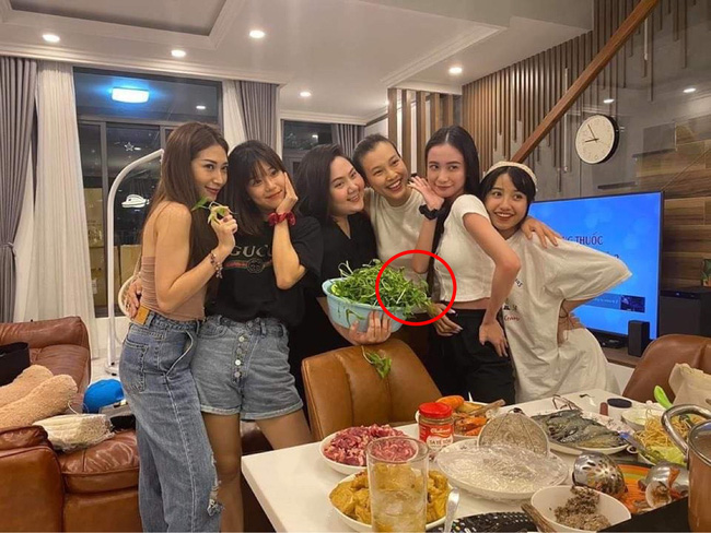 Á hậu Hoàng Oanh bất ngờ xuất hiện với thân hình mảnh mai không còn bụng bầu, nghi vấn đã âm thầm sinh con?-1