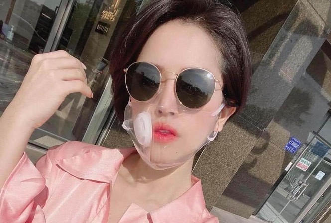 Khẩu trang trong suốt, nhận diện khuôn mặt giá cao vẫn cháy hàng mùa COVID-19: Liệu có an toàn và có tác dụng ngừa virus không?-1