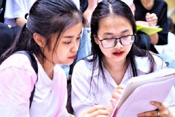 Hà Nội chuyển 1 điểm thi tốt nghiệp THPT do có giáo viên là F1-1