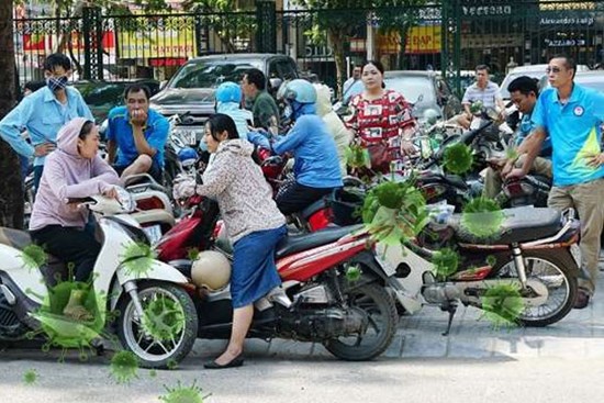 Vạ vật chờ con thi THPT Quốc gia nguy hiểm ra sao trong dịch COVID-19?