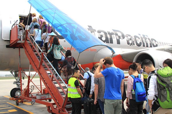 Giá vé máy bay lại rẻ bèo, hàng không kêu cứu-4