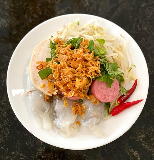 NSƯT Trịnh Kim Chi làm bánh cuốn nhìn hấp dẫn như mua ngoài hàng-6