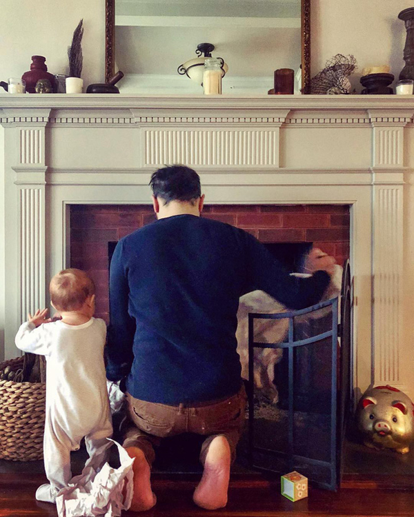 Ở nhà tránh dịch, tôi vừa bất lực vừa rùng mình với sở thích cứ 2 tiếng 1 lần của vợ-1