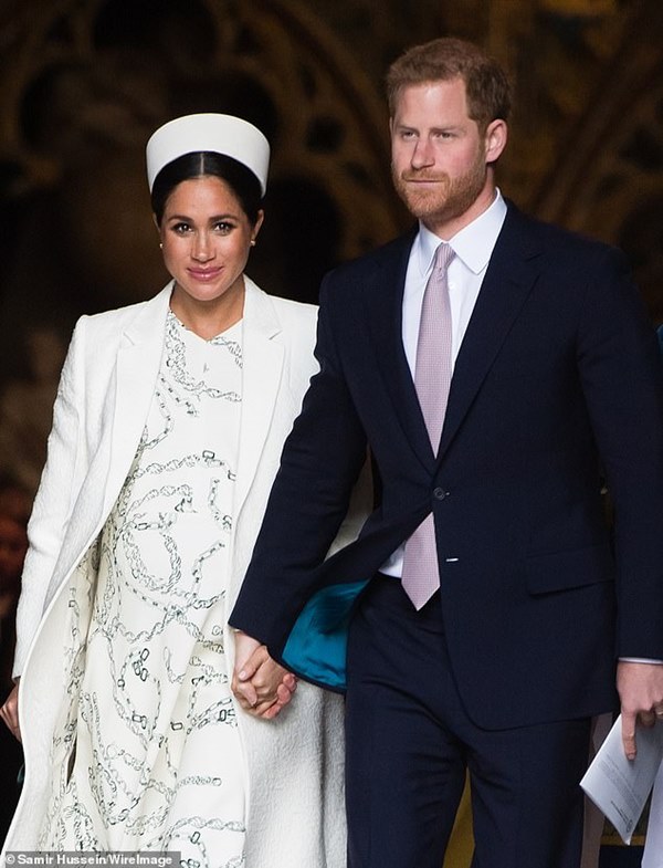 Chỉ đưa ra 1 lời khuyên trong mối quan hệ với Meghan Markle, bạn thân nhất của Harry bị hoàng tử nước Anh trừng phạt lập tức-3