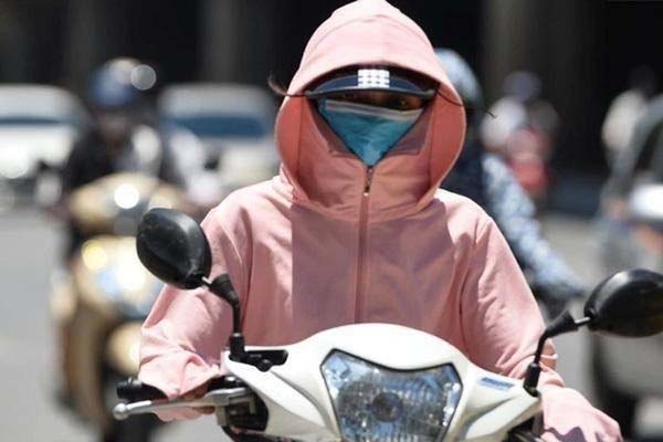 Dự báo thời tiết 11/8, Bắc Bộ và Trung Bộ nắng đổ lửa-2