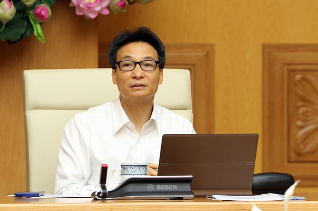 Phó Thủ tướng kêu gọi tất cả người dân, trước hết là các bạn trẻ hãy sử dụng công nghệ để phòng, chống dịch bệnh-1