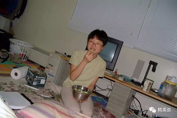 Ám ảnh tuổi thơ bất hạnh, vợ ra tay sát hại chồng, sau 15 năm tội ác được tẩy trắng nhờ một chương trình truyền hình-2