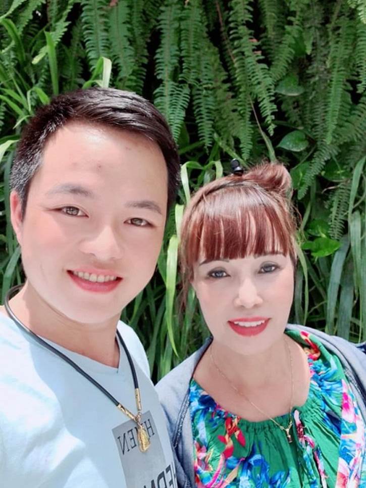 Chưa về nhà mới, cô dâu 63 tuổi ở Cao Bằng đã được dân mạng gợi ý xây thêm nhà cho mẹ chồng kém tuổi-1