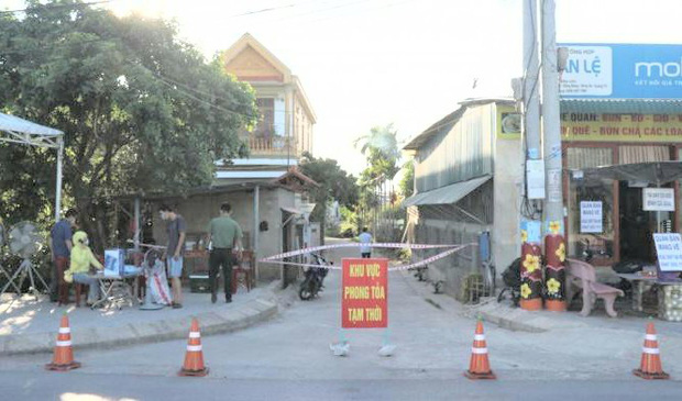 Phong tỏa khẩn cấp 3 khu vực liên quan đến 2 ca mắc COVID-19 mới được công bố-1