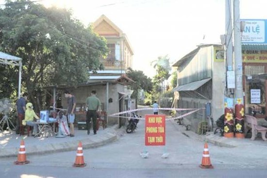 Phong tỏa khẩn cấp 3 khu vực liên quan đến 2 ca mắc COVID-19 mới được công bố