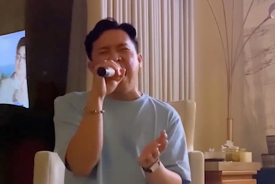 Trấn Thành cover ‘Hoa nở không màu’