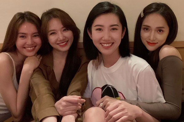 Netizen bất ngờ đào” lại phát ngôn của Hương Giang về chuyện người thứ 3-4