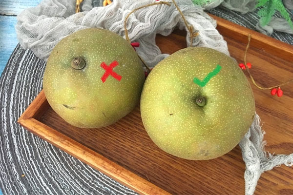 Luộc trứng cút không cho trực tiếp vào nồi, thêm 2 bước vỏ trứng tự động bong ra-4