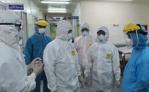 Thứ trưởng Bộ Y tế Nguyễn Trường Sơn: Đã kiểm soát, khống chế được ổ dịch Đà Nẵng-1