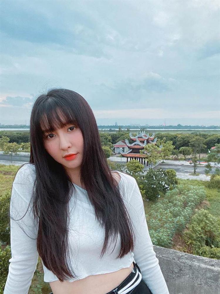 Cận cảnh nhan sắc của Ngân Sát Thủ - người vừa gây xôn xao khi chia tay ViruSs-8