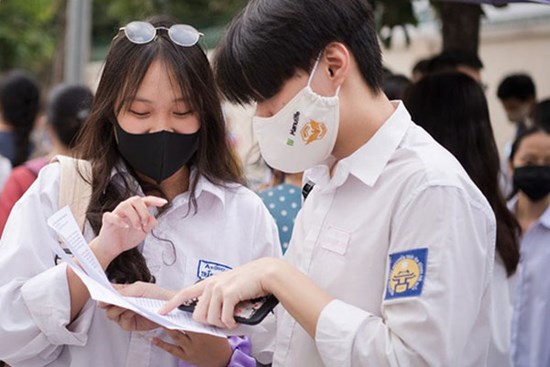 Công tác chấm thi tốt nghiệp THPT 2020 được thực hiện ra sao?