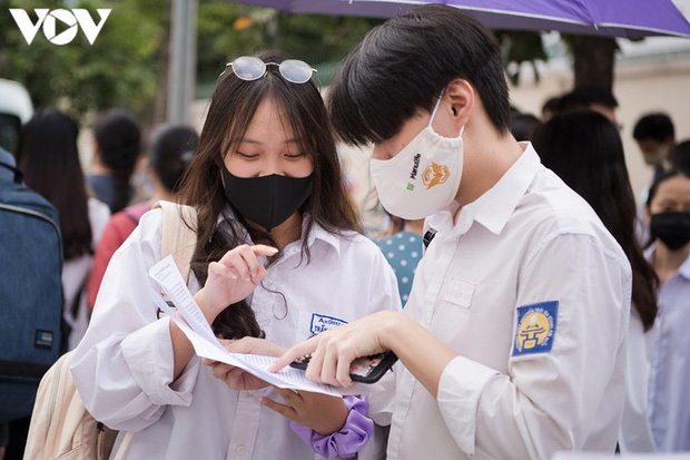 Công tác chấm thi tốt nghiệp THPT 2020 được thực hiện ra sao?-1