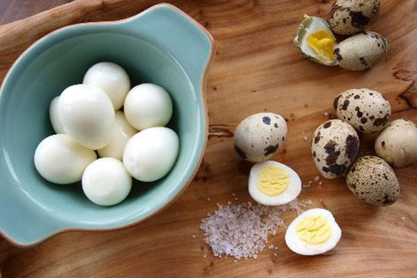 Đổ 1 bát nước này vào quần áo, đảm bảo màu ố vàng đến mấy cũng sạch như mới-2